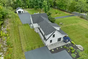 329 Mountain View Rd, Whitefield, NH 03598 - Photo 13