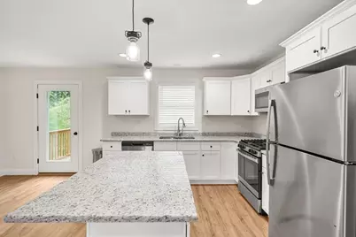 71B Terraceview Drive, Hudson, NH 03051 - Photo 3