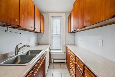 463 Lake Avenue, Manchester, NH 03103 - Photo 17