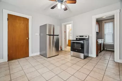 463 Lake Avenue, Manchester, NH 03103 - Photo 15