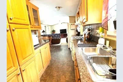 2 Parker Avenue, Raymond, NH 03077 - Photo 5