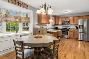 29 Locksley Ln, Raymond, NH 03077 - Photo 9