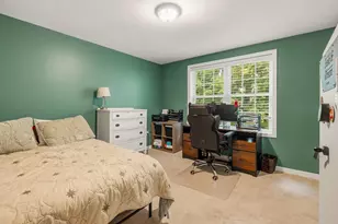 29 Locksley Ln, Raymond, NH 03077 - Photo 7