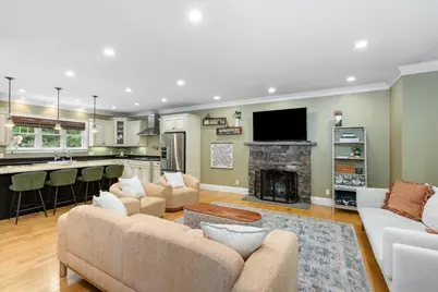 137 Garland Drive, Pelham, NH 03076 - Photo 11