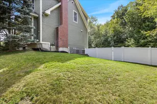 137 Garland Dr, Pelham, NH 03076 - Photo 45