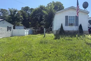 5 Raymond Pl, Claremont, NH 03743 - Photo 1