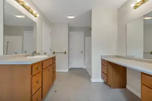 166 Sandown Rd, Fremont, NH 03044 - Photo 19