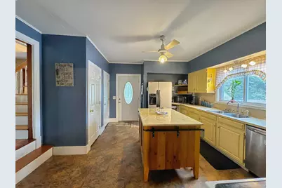 8 Henry Street, Claremont, NH 03743 - Photo 15