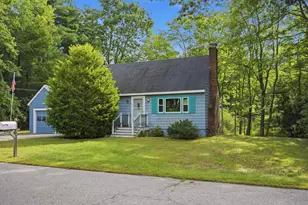 7 Fran Ave, Plaistow, NH 03865 - Photo 1