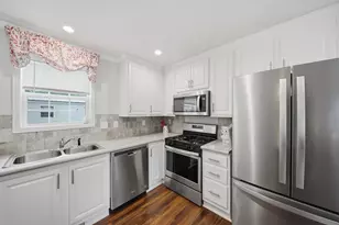 77 Hayes Park, Exeter, NH 03833 - Photo 3