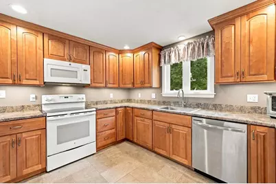 1 Pinkham Avenue, Somersworth, NH 03878 - Photo 3