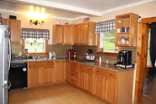 28 Spring St, Colebrook, NH 03576 - Photo 3