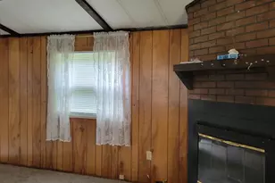 14 Susan St, Danville, NH 03819 - Photo 7