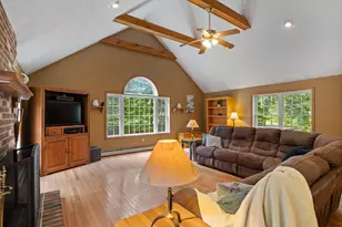 29 Abenaki Cir, Chester, NH 03036 - Photo 11