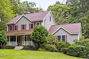29 Abenaki Cir, Chester, NH 03036 - Photo 3