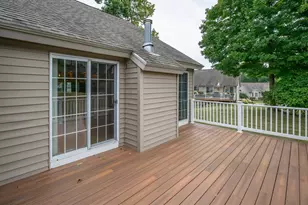 7 Country Ln, East Kingston, NH 03827 - Photo 5