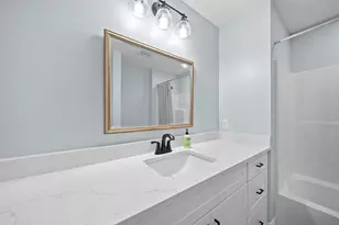 279 N Main St, Rochester, NH 03867 - Photo 25