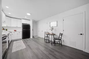 152 Capitol Hill Dr, Londonderry, NH 03053 - Photo 5