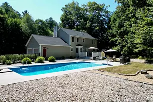 9 Hampstead Rd, Merrimack, NH 03054 - Photo 7