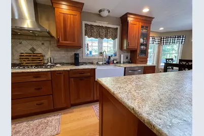 9 Hampstead Road, Merrimack, NH 03054 - Photo 21