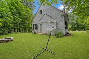 446 Parker Rd, Carroll, NH 03598 - Photo 9
