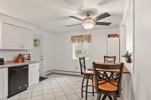 786 Mammoth Rd, Manchester, NH 03104 - Photo 5