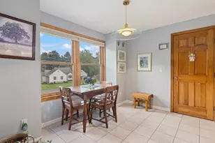 110 Pheasant Ln, Manchester, NH 03109 - Photo 5