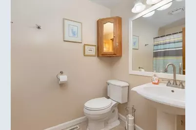 110 Pheasant Lane, Manchester, NH 03109 - Photo 17
