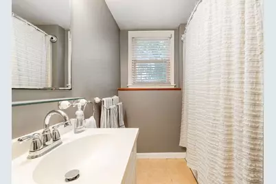 140 Cass Street #1, Portsmouth, NH 03801 - Photo 9