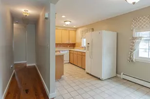 8 Jay Dr, Concord, NH 03301 - Photo 19