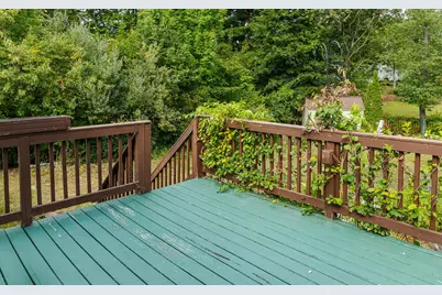 8 Jay Drive, Concord, NH 03301 - Photo 11