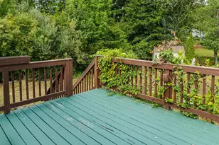 8 Jay Dr, Concord, NH 03301 - Photo 11