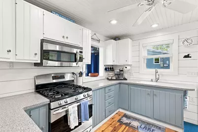 203 Lake Shore Drive, Franklin, NH 03235 - Photo 9