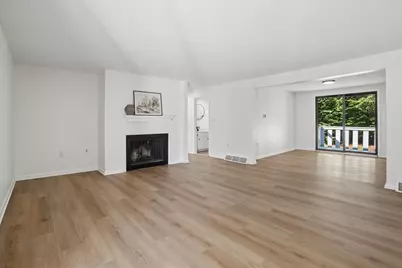 6 Black Oak Drive #Unit E-6, Nashua, NH 03062 - Photo 3