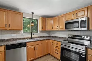 6 Black Oak Dr, Nashua, NH 03062 - Photo 11