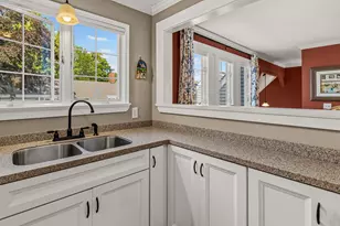 13 Hilltop Pl, New London, NH 03257 - Photo 7