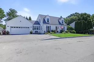 176 Stanton St, Manchester, NH 03103 - Photo 35