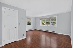 571 Silver St, Rollinsford, NH 03869 - Photo 15