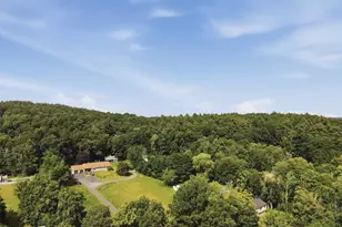 72 Windham Rd, Hudson, NH 03051 - Photo 1