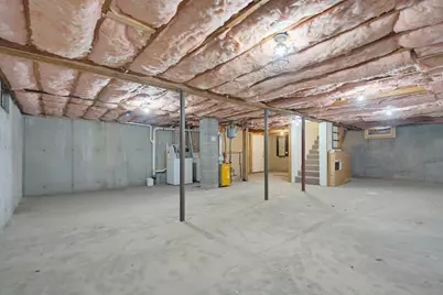 46 Myrtle Street, Manchester, NH 03104 - Photo 19