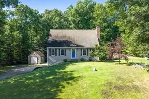 8 Kenwood Dr, Newton, NH 03858 - Photo 1