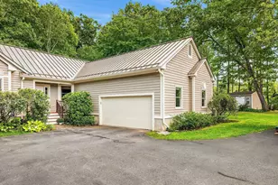 1 Mastin Dr, Newmarket, NH 03857 - Photo 3