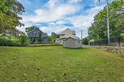 101 Pine Street, Laconia, NH 03246 - Photo 15