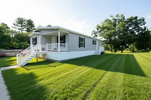 9 Cartwright Dr, Londonderry, NH 03053 - Photo 1