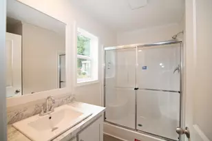 9 Cartwright Dr, Londonderry, NH 03053 - Photo 17