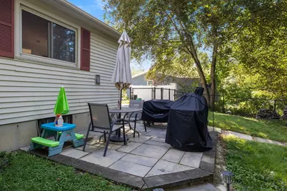 2 Hemlock Circle, Dover, NH 03820 - Photo 23