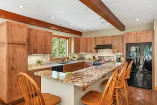 31 Ammonoosuc Dr, Bartlett, NH 03812 - Photo 9