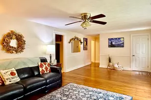 40 Atherton Ave, Nashua, NH 03064 - Photo 3