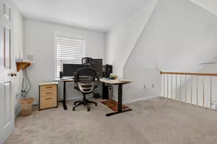 32 Bartemus Trail, Nashua, NH 03063 - Photo 21