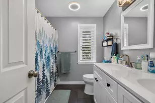 32 Bartemus Trail, Nashua, NH 03063 - Photo 27